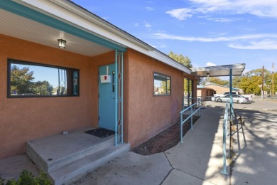 This commercial property offers a prime investment opportunity