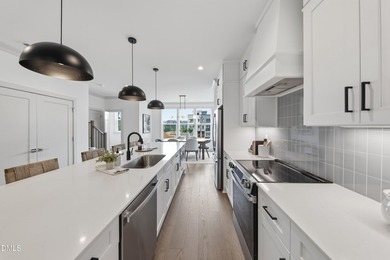 Move-in-ready, Coker Place brings a seamless kind of Chapel Hill - photo 8