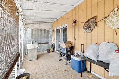 Well maintained detached three level home in the Van Nest - photo 16