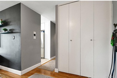 Welcome to this sprawling 3-bedroom, 2-bathroom corner unit in - photo 17