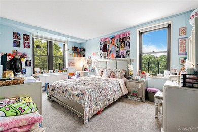 Welcome to this sprawling 3-bedroom, 2-bathroom corner unit in - photo 22