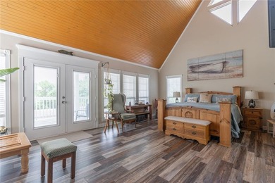 Perfectly positioned on 3.59 acres of secluded lakeside privacy - photo 22