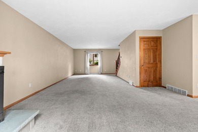 Luxury finishes and exceptional space come together in this - photo 22