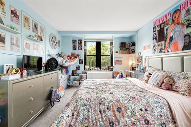 Welcome to this sprawling 3-bedroom, 2-bathroom corner unit in - photo 23