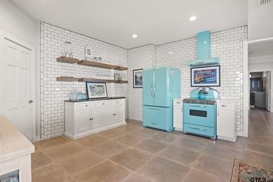 Majestic waterfront property in the coveted El Dorado - photo 25