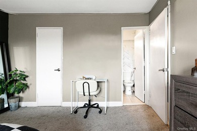 Welcome to this sprawling 3-bedroom, 2-bathroom corner unit in - photo 27