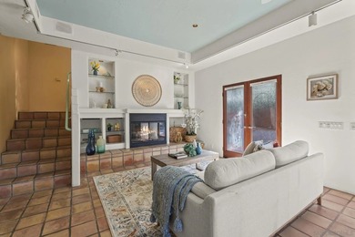 Wake up to sweeping canyon, mountain, and sunrise views from - photo 33