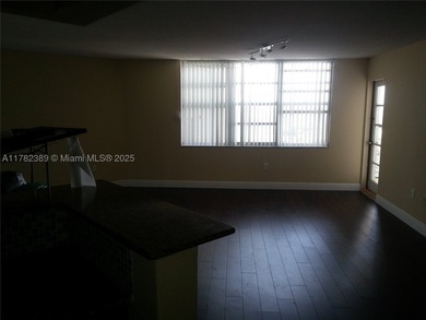 Additional listing photo 4