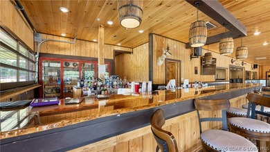 Own an established piece of the lake with no restaurant - photo 33