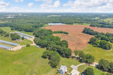 Additional listing photo 4