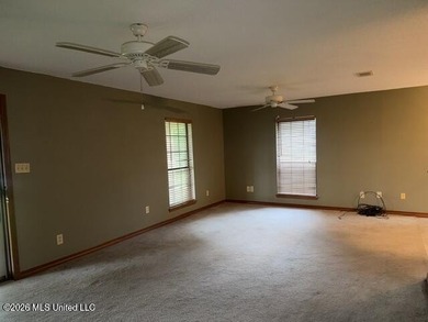 Perfect location country with direct access to the city life - photo 11