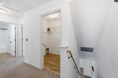 Welcome home to 492 Denman Loop in the highly sought-after Lake - photo 12