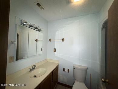 Perfect location country with direct access to the city life - photo 14