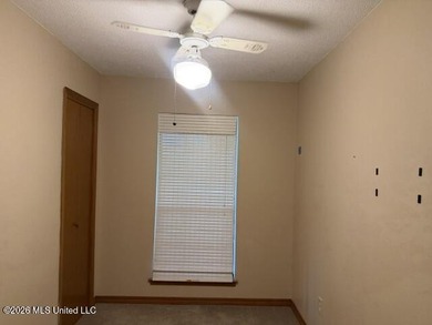 Perfect location country with direct access to the city life - photo 15