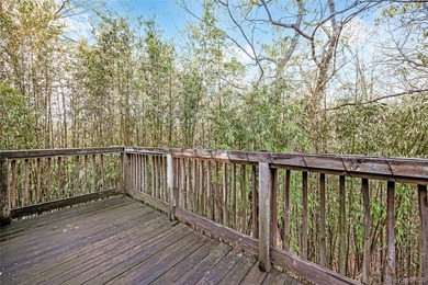 Located in the highly sought-after Oakwood on the Sound - photo 18
