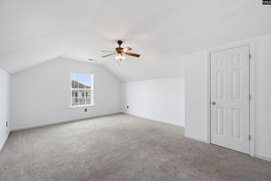 Welcome home to 492 Denman Loop in the highly sought-after Lake - photo 21
