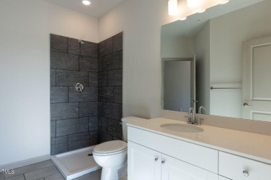 NEW CONSTRUCTION 78 UNIT CONDO COMPLEX This is a luxurious 3rd