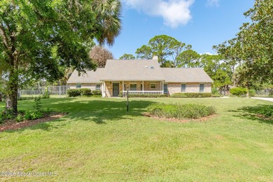 Dont miss this charming 3-bed, 2.5-bath 2 car garage home - photo 1
