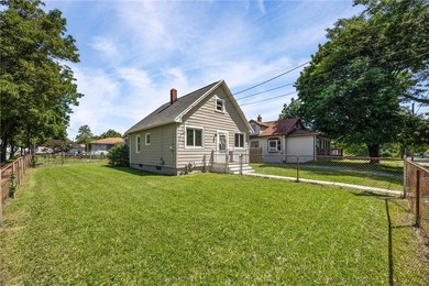 Welcome to 714 Otis Street in Rochester, NY! This adorable - photo 34