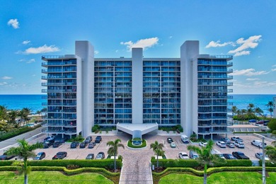 Step into this contemporary masterpiece with spectacular ocean - photo 2