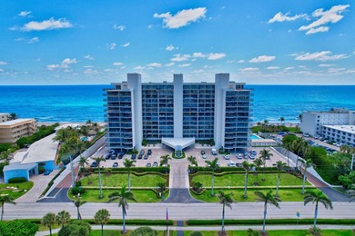 Step into this contemporary masterpiece with spectacular ocean - photo 3
