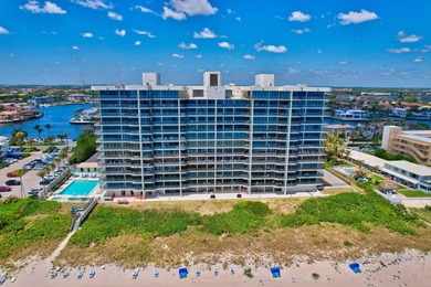 Step into this contemporary masterpiece with spectacular ocean - photo 9