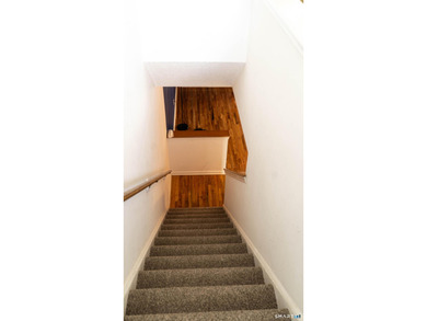 Welcome to easy, low-maintenance living, and lots of usable - photo 10
