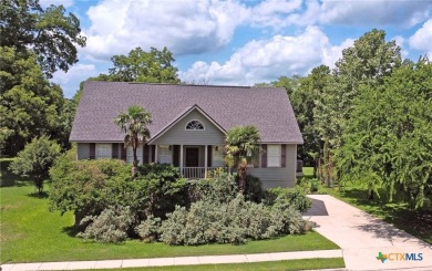 Lake Home For Sale in New Braunfels, Texas