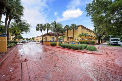 Kendale Lakes Area Condo Sale Pending in Miami Florida