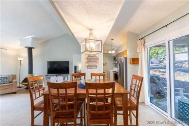 Location, Lifestyle & Convenience, this 1 has It All! Welcome to