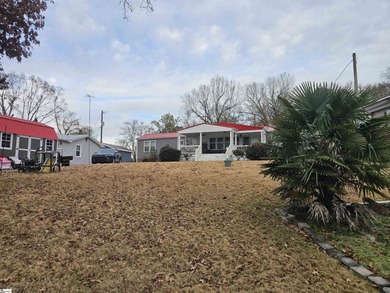 Lake Greenwood Home For Sale in Waterloo South Carolina