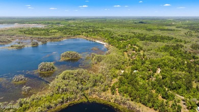 Very peaceful 1.58 acre waterfront property on Lucas Lake - photo 14