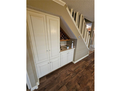 REDUCED TO SELL!!!!! You don't find these everyday. 5 bedrooms - photo 16