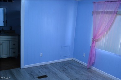 Seller Motivated Price just reduced! Welcome to your New Home in - photo 11