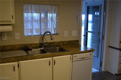 Seller Motivated Price just reduced! Welcome to your New Home in - photo 18