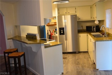 Seller Motivated Price just reduced! Welcome to your New Home in - photo 23
