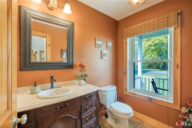 Welcome to this fabulous, custom M.E.I.D. built 2,105 sq. ft - photo 6