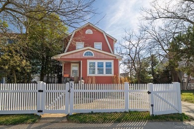 Classic Dutch Colonial offering space, flexibility, and endless - photo 1