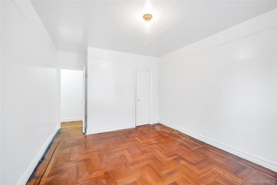 Welcome to this exceptional multi-family residential building - photo 11