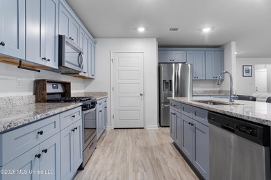 Tucked away on a premium lot in The Enclave, this beautifully - photo 15