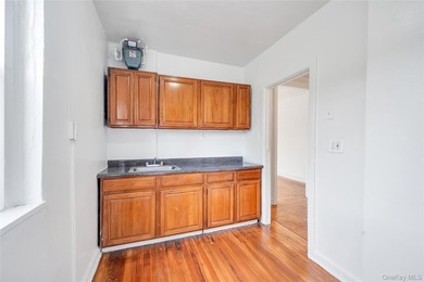 Welcome to this exceptional multi-family residential building - photo 22