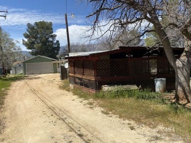 Wow, this 2-bedroom, 1.5 bath home has a HUGE 2 car garage with - photo 22