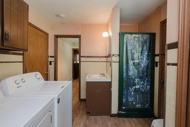 Charming & Recently refreshed, this Ranch Style Home blends - photo 30