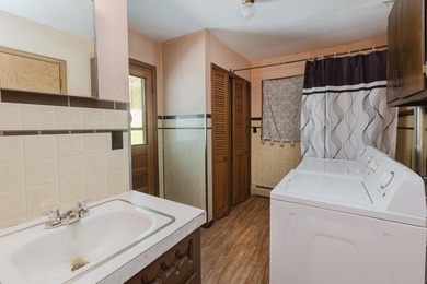 Charming & Recently refreshed, this Ranch Style Home blends - photo 31