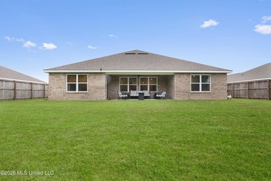 Tucked away on a premium lot in The Enclave, this beautifully - photo 38