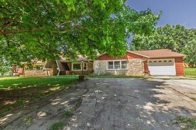 Charming & Recently refreshed, this Ranch Style Home blends - photo 45