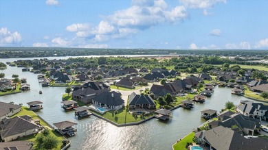 Live the lake life you've always dreamed of at 1513 Boca Bay Ct - photo 3