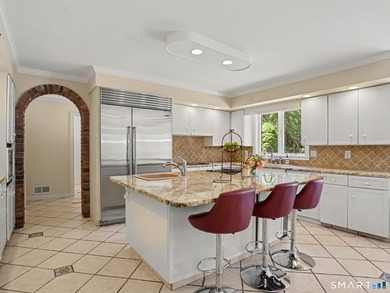 Estate living in the heart of Easton. Set on 3 private acres - photo 10