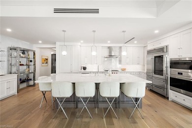 UNIQUE CORNER RESIDENCE IN QUATTRO AT NAPLES SQUARE WITH - photo 9