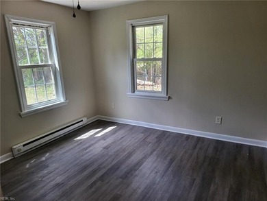 WOW! Yes you can own a 2 bedroom, bath cottage in Newport News - photo 12